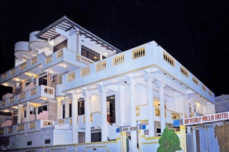 Beverly Hills Hotel Dehiwala-Mount Lavinia Exterior foto